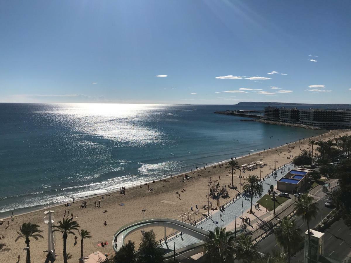 Apartamento Con Vistas Al Mar Primera Linea De Playa Del Postiguet Leilighet Alicante Eksteriør bilde